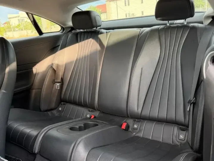 Mercedes-Benz E W213 200
