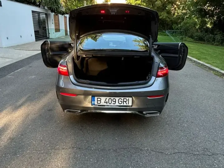 Mercedes-Benz E