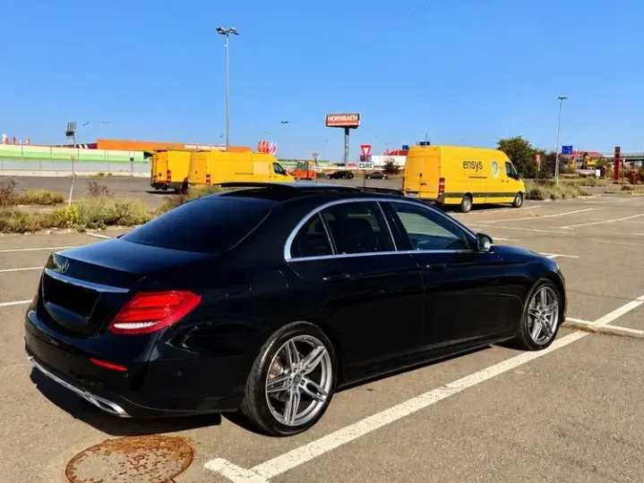 Mercedes-Benz E W213 220 d Aut.