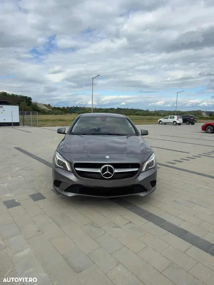 Mercedes-Benz CLA 180 — imagine 2