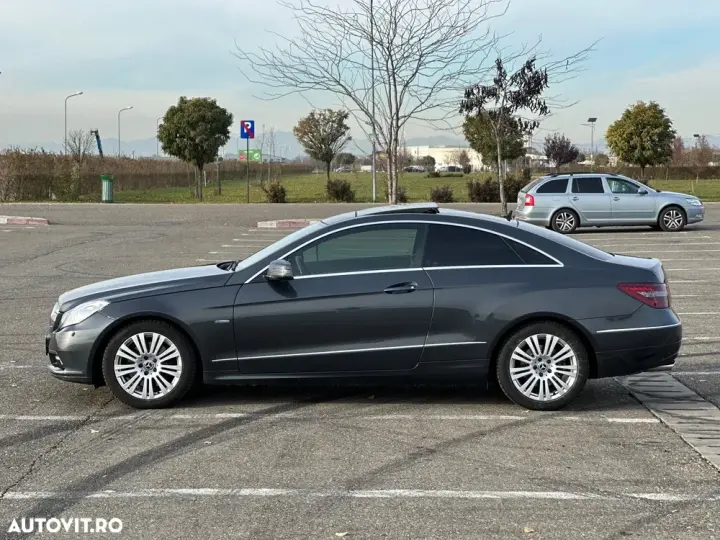 Mercedes-Benz E W212 250 CDI DPF BlueEFFICIENCY Automatik Avantgarde