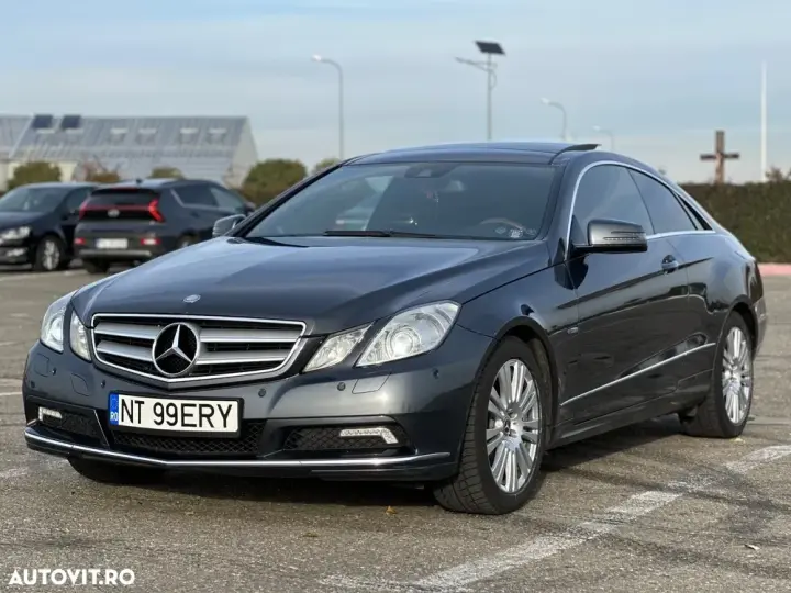 Mercedes-Benz E W212 250 CDI DPF BlueEFFICIENCY Automatik Avantgarde