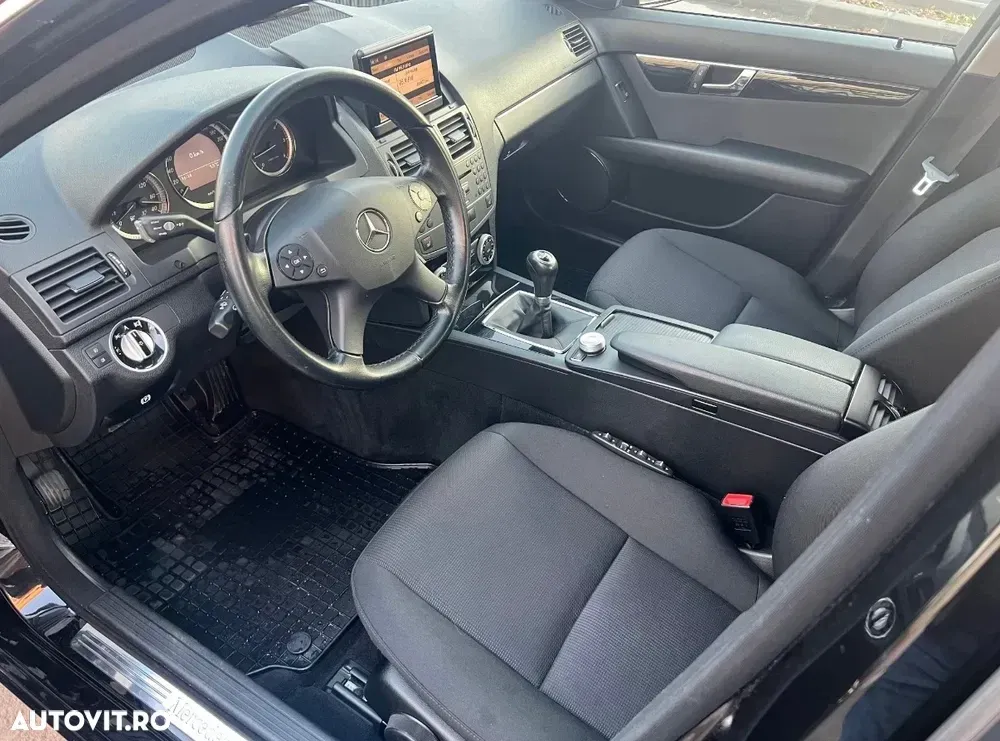 Mercedes-Benz C W204 — imagine 6
