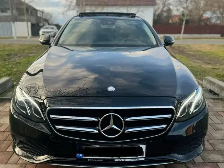 Mercedes-Benz E 220 d Aut.