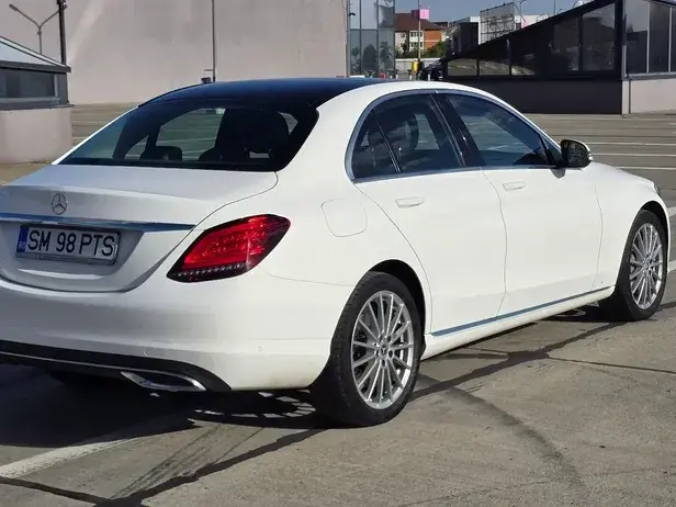Mercedes-Benz C W205 300 d Aut