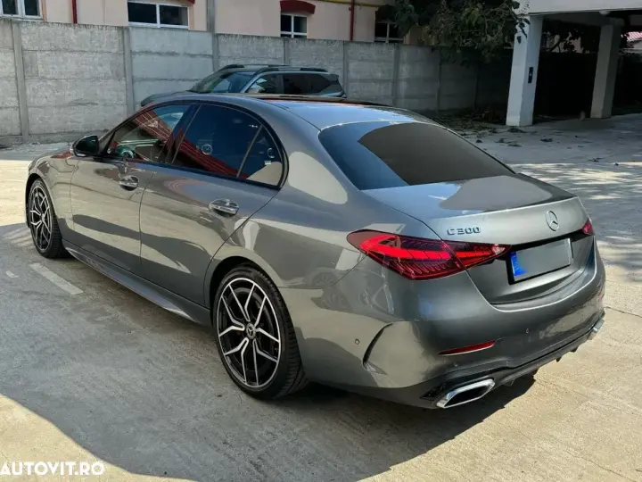 Mercedes-Benz C W206 300 MHEV