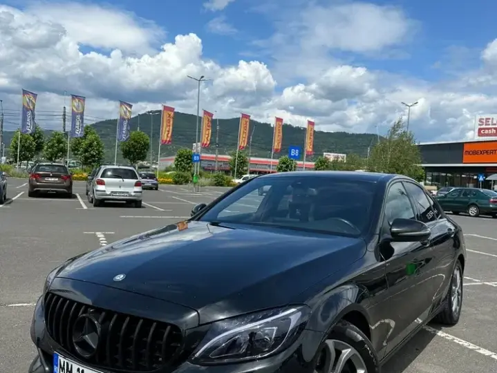 Mercedes-Benz C