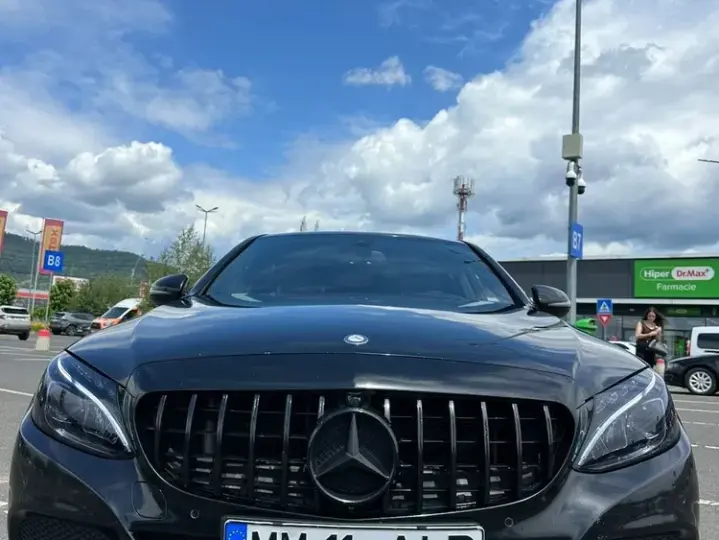 Mercedes-Benz C