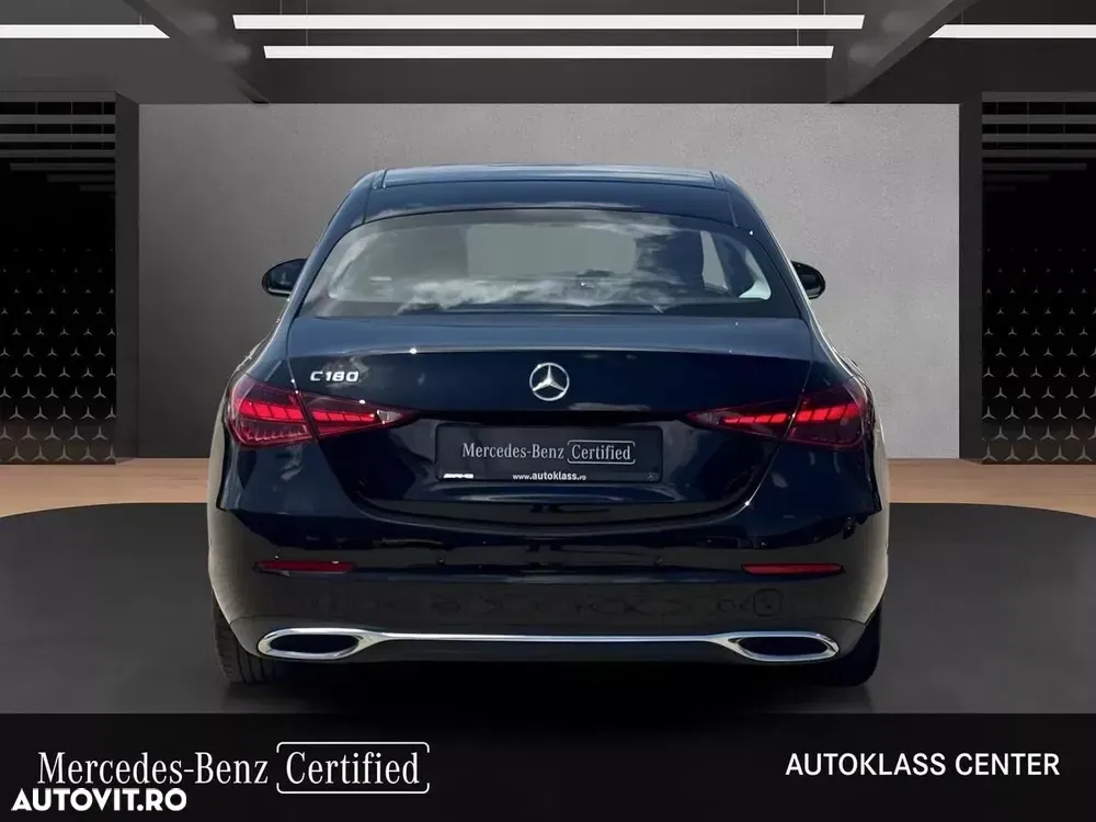 Mercedes-Benz C W206 180 MHEV — imagine 4