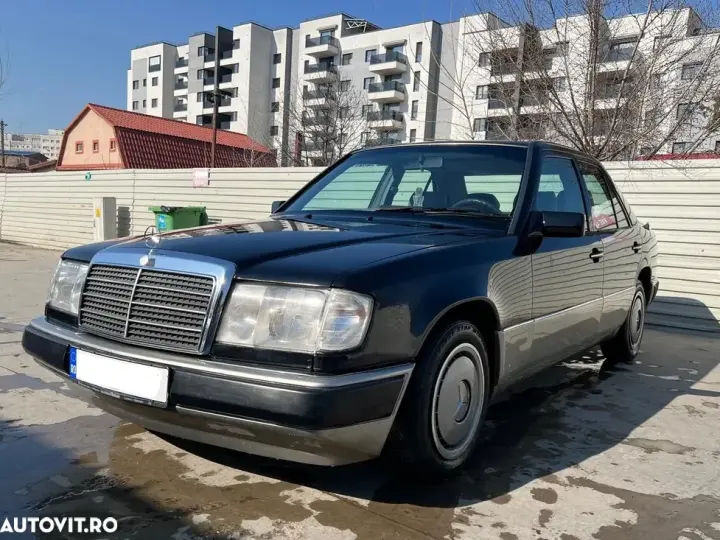 Mercedes-Benz W124