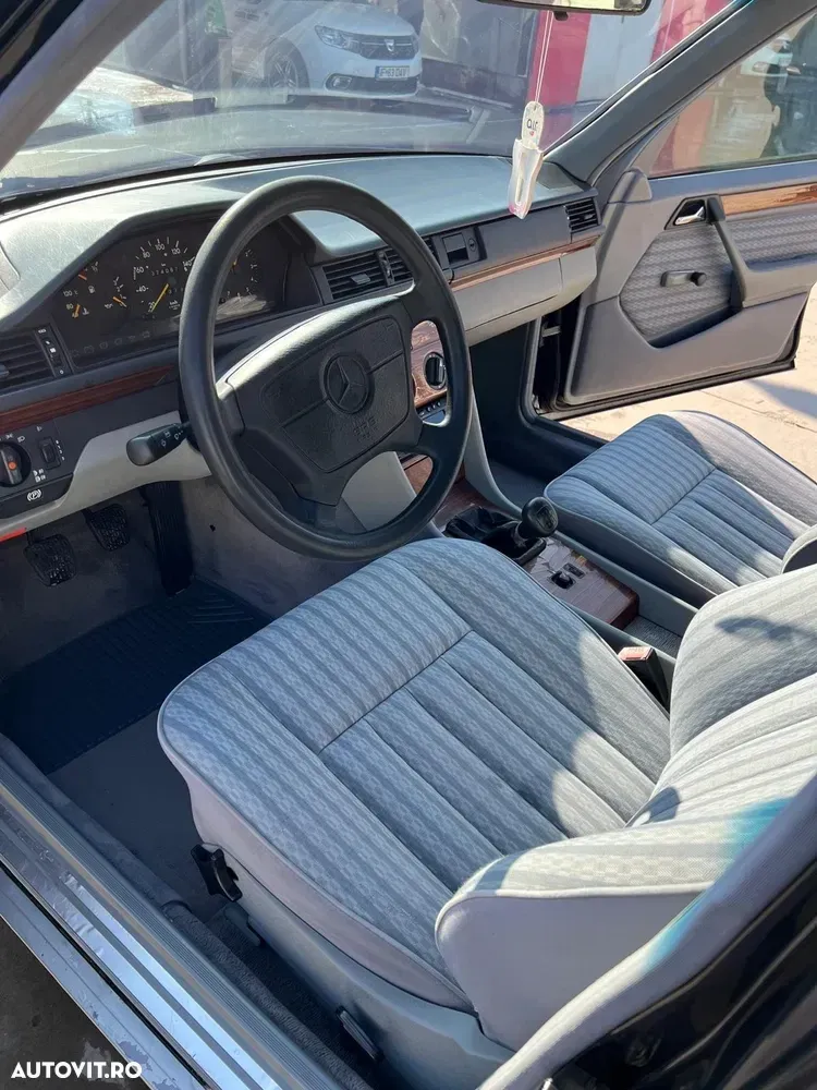 Mercedes-Benz W124 — imagine 6