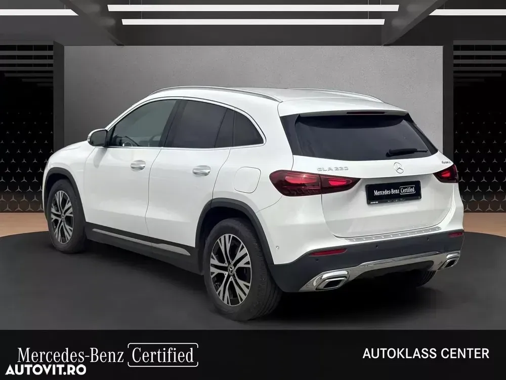 Mercedes-Benz GLA 220 4MATIC MHEV — imagine 3
