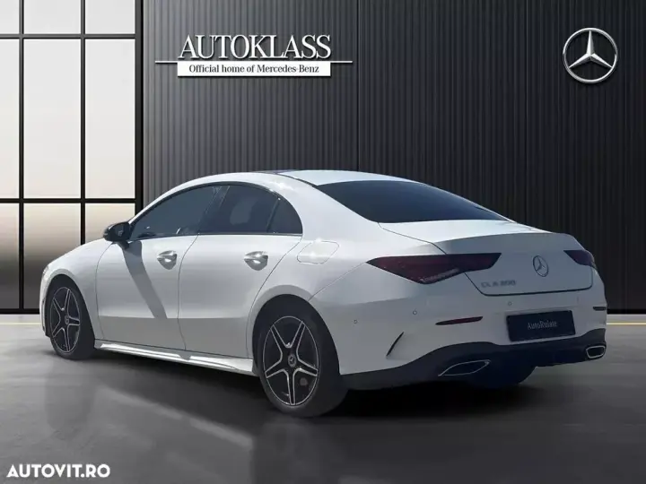 Mercedes-Benz CLA 200