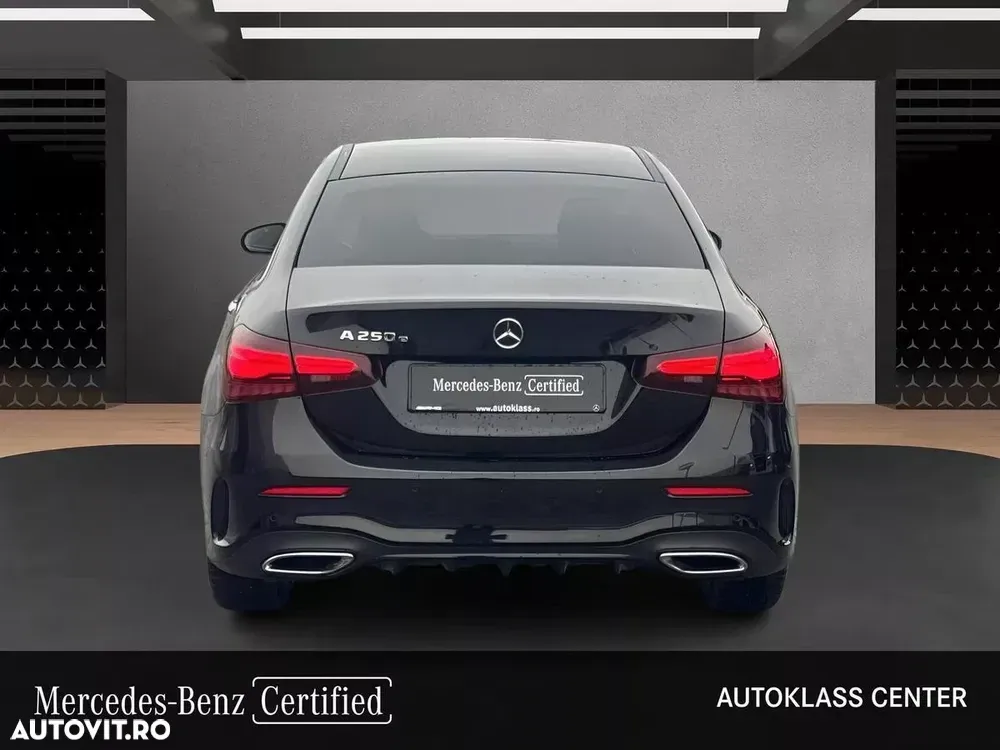 Mercedes-Benz A 250 e Sedan Aut. — imagine 4