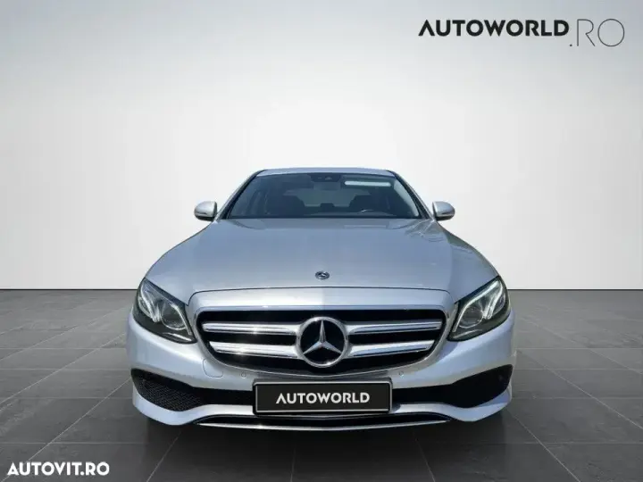 Mercedes-Benz E W213 220 d 4MATIC Aut.