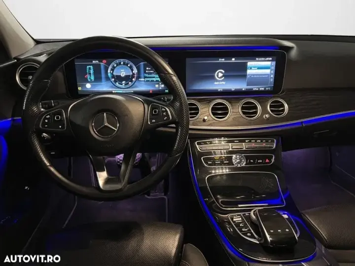 Mercedes-Benz E W213 220 d 4MATIC Aut.