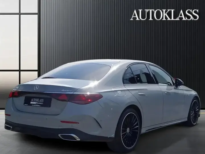 Mercedes-Benz E W214 200 MHEV