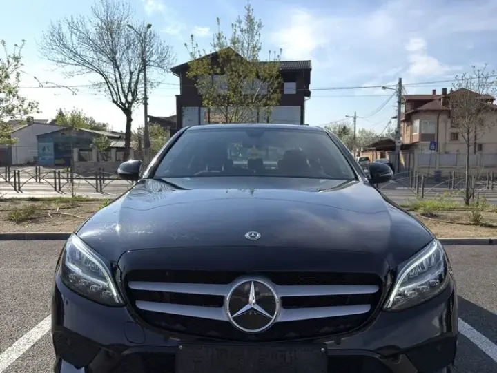 Mercedes-Benz C