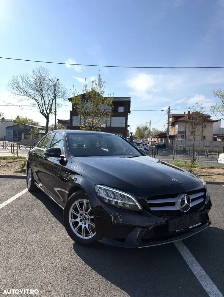Mercedes-Benz C — imagine 3