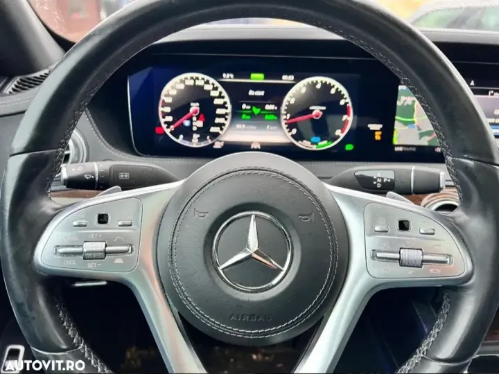 Mercedes-Benz S W222
