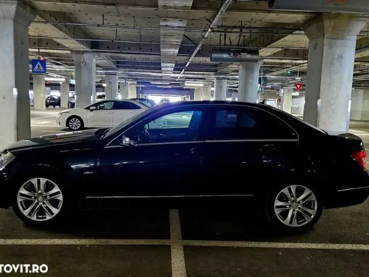Mercedes-Benz C W204 180 BlueEFFICIENCY 7G-TRONIC