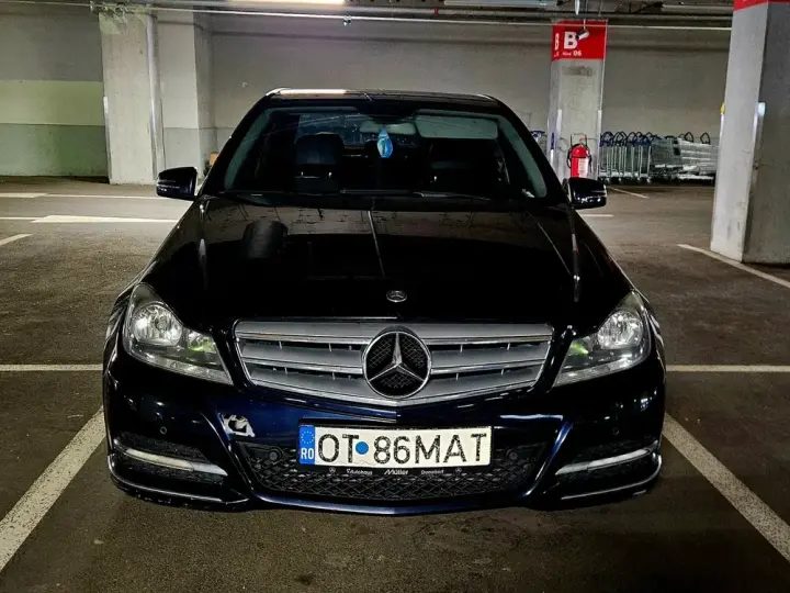 Mercedes-Benz C W204 180 BlueEFFICIENCY 7G-TRONIC