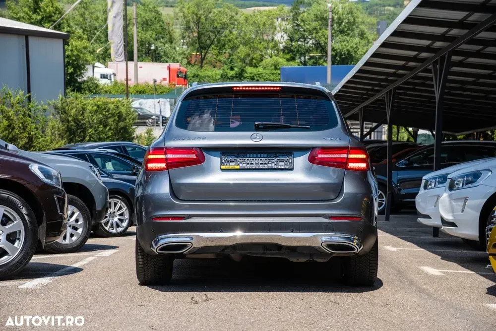 Mercedes-Benz GLC 250 d 4MATIC — imagine 5