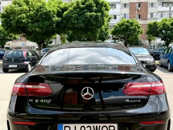 Mercedes-Benz E W213 400 4MATIC
