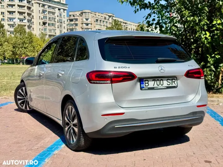 Mercedes-Benz B 200 W247 d