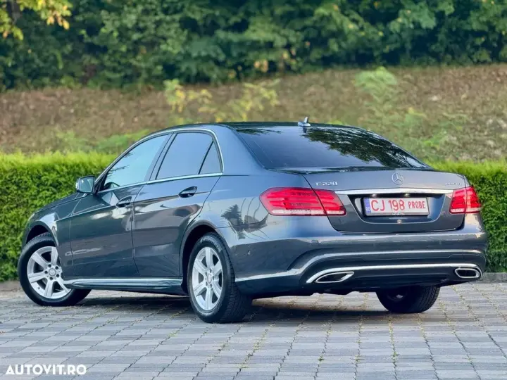 Mercedes-Benz E 220 BlueTEC 9G-TRONIC Avantgarde