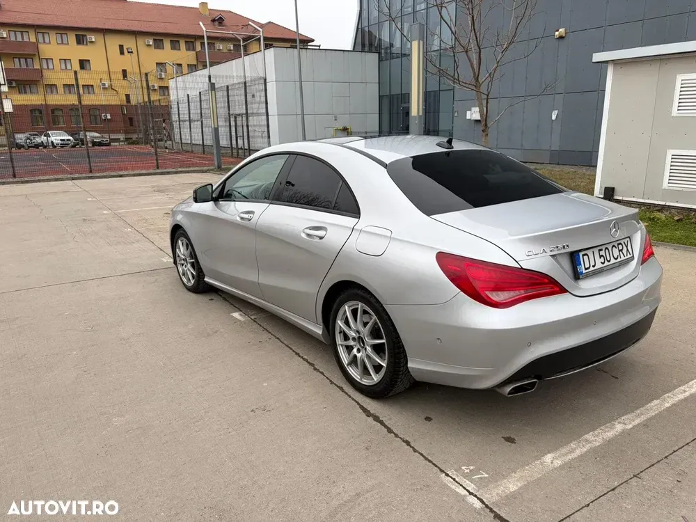 Mercedes-Benz CLA 250 C117 7G-DCT — imagine 3