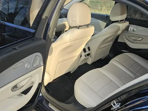 Mercedes-Benz E W213 300 de 4Matic 9G-TRONIC Exclusive