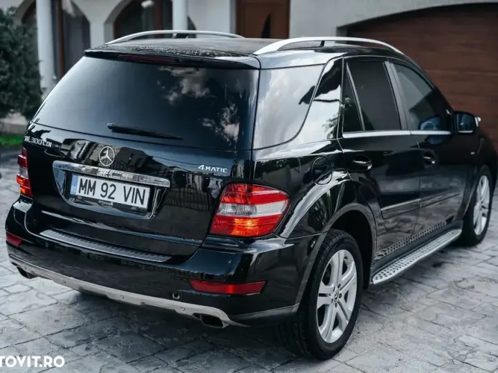 Mercedes-Benz ML 300 CDI BlueEfficiency Aut