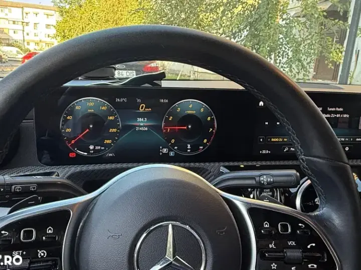 Mercedes-Benz CLA 180
