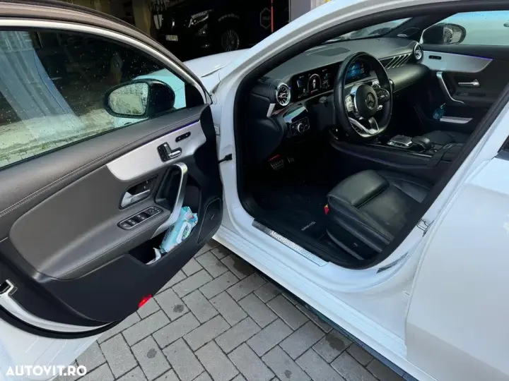 Mercedes-Benz A 250 W177/V177