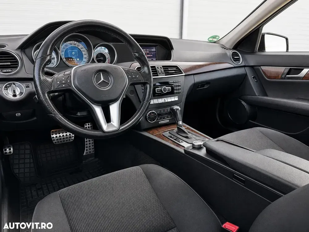 Mercedes-Benz C W204 — imagine 6