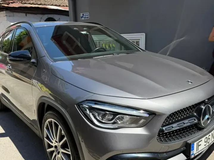 Mercedes-Benz GLA 200 MHEV