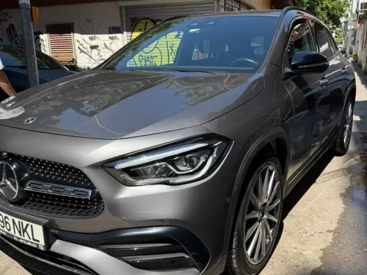 Mercedes-Benz GLA 200 MHEV