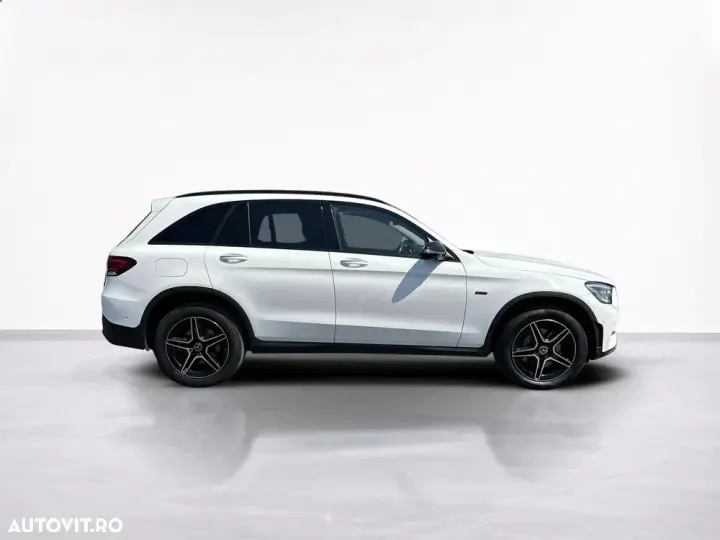 Mercedes-Benz GLC 300 e 4MATIC