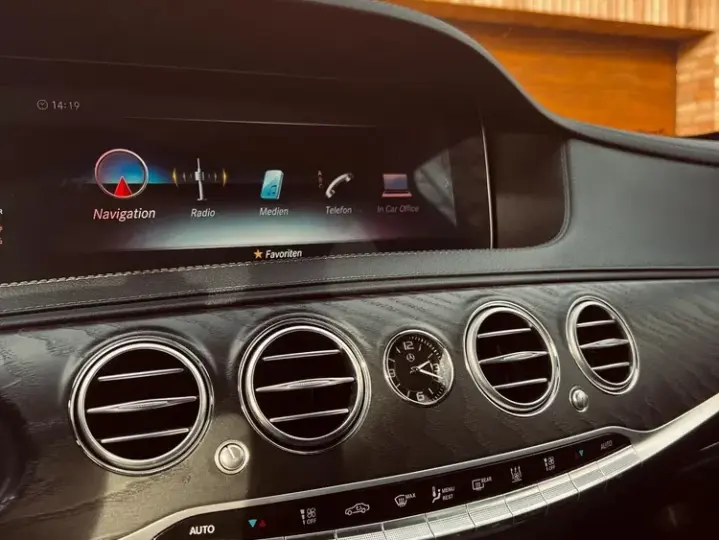 Mercedes-Benz S W222