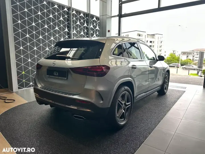 Mercedes-Benz GLA H247 200 d 4MATIC 8G-DCT AMG Line