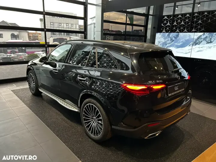 Mercedes-Benz GLC X254 300 4Matic 9G-TRONIC AMG Line Advanced