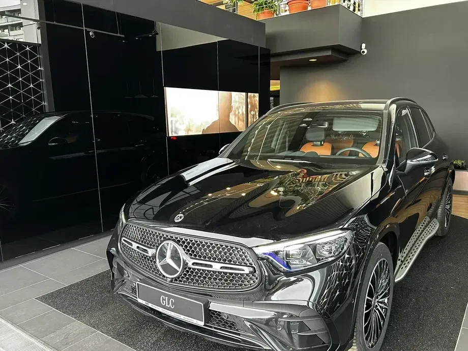 Mercedes-Benz GLC X254 300 4Matic 9G-TRONIC AMG Line Advanced — imagine 3