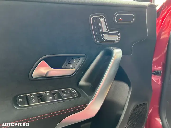 Mercedes-Benz A 200 W177/V177
