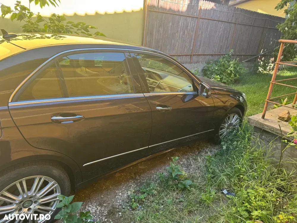 Mercedes-Benz E W212 350 CGI BlueEFFICIENCY Aut. — imagine 4