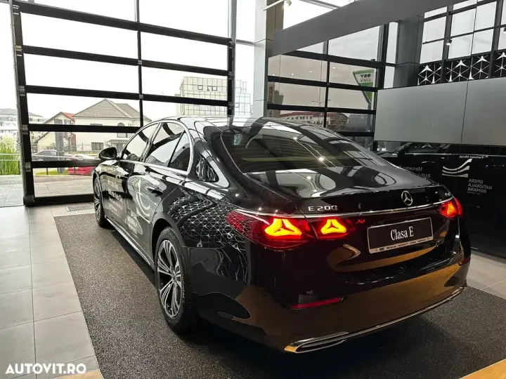 Mercedes-Benz E W214