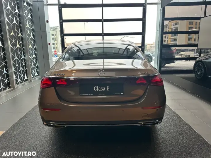 Mercedes-Benz E W214 200 MHEV