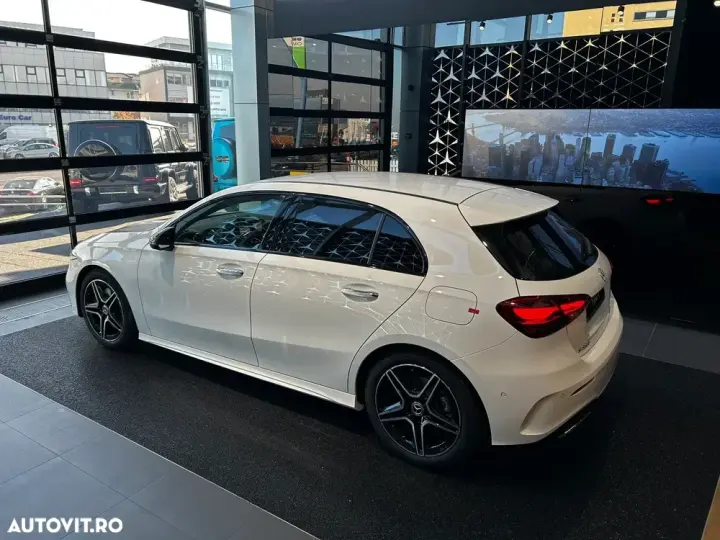 Mercedes-Benz A 220 4Matic 7G-DCT AMG Line
