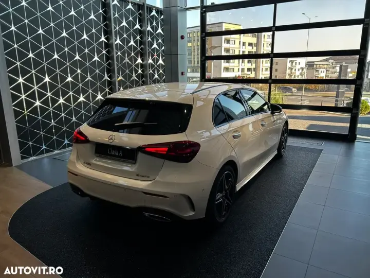 Mercedes-Benz A 220 4Matic 7G-DCT AMG Line
