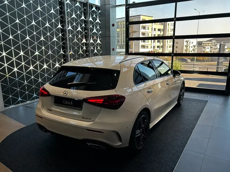 Mercedes-Benz A 220 4Matic 7G-DCT AMG Line — imagine 5